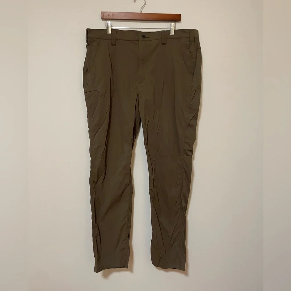 Carhartt Pants - Picture 1 of 9
